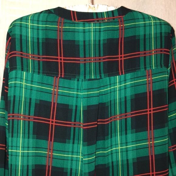 Gianni Bini L High Low Green Black Red Yellow Plaid Top Large - Picture 4 of 10